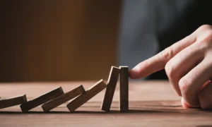 Deploying a strategic intelligence software: preparing the cross-functional project to maximize ROI